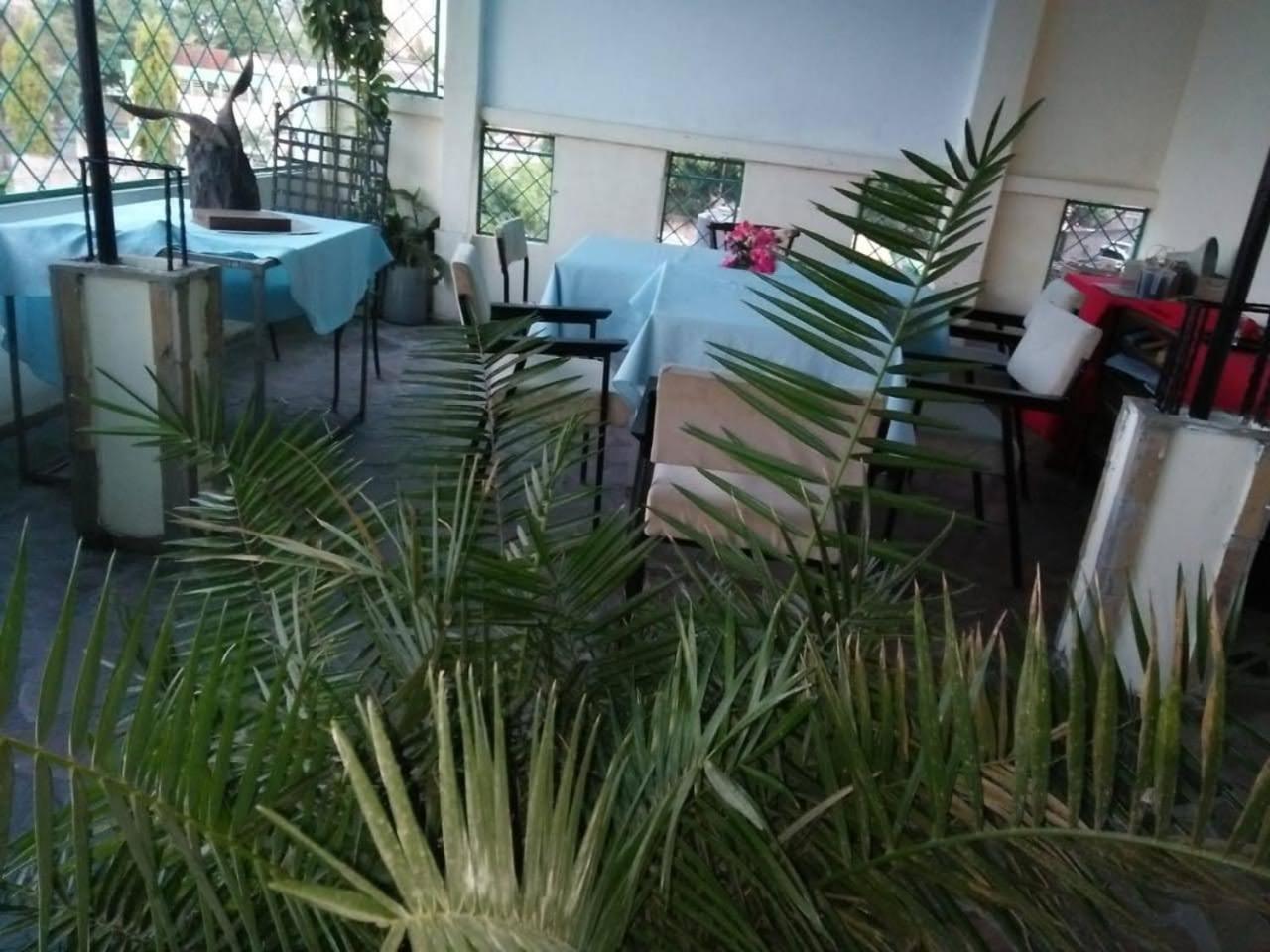 Cingaki Hotel Mombasa Eksteriør bilde